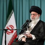 واکنش رهبر انقلاب به مطالبۀ یک جوان برای اعزام به فلسطین: مطمئن باشید که اگر می‌شد، قبل از اینکه شما بگویید این کار اقدام شده بود + ویدیو