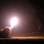 ببینید/ لحظه شروع عملیات سپاه پاسداران از پایگاه «نبی اکرم»/ پرتاب موشک‌های بالستیک به سمت اسرائیل