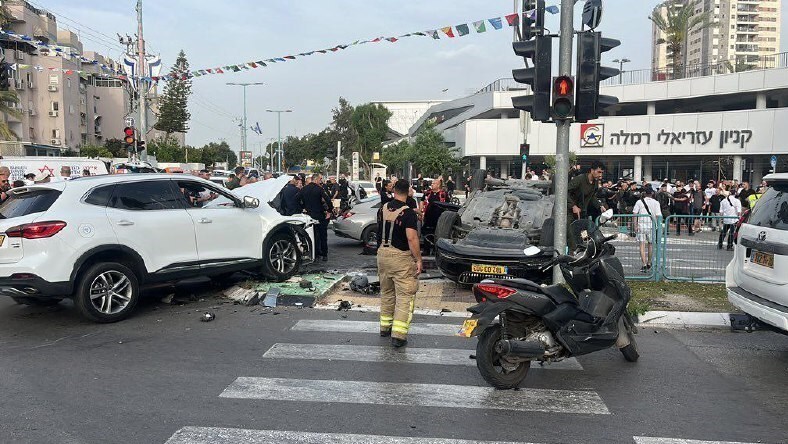 ببینید / تصاویری از واژگون شدن خودروی «بن‌گویر»، وزیر امنیت داخلی اسرائیل