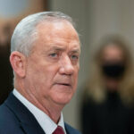 عکس | تصویری از وزیر جنگ اسرائیل در بیمارستان؛ چه بر سر «بنی‌گانتس» آمده است؟