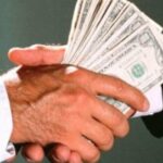 ببینید | افشاگری یک اصولگرا از فسادی منتشر نشده بزرگتر از بابک زنجانی