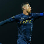 ببینید | ضربه مهلک رونالدو به بازیکن رقیب وسط مسابقه؛ کریس اخراج شد!