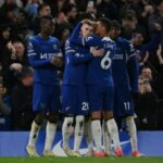 عکس | جمله جنجالی هوادار خردسال چلسی روی پلاکارت پس از شکست تحقیرآمیز شیرهای آبی