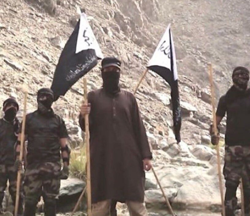 تصاویر | عکسهای دیده نشده از سرکرده جیش العدل در کنار عبدالمالک ریگی تصاویر | عکسهای دیده نشده از سرکرده جیش العدل در کنار عبدالمالک ریگی