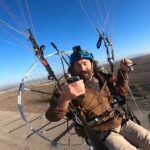 ببینید | سلفی هنگام سقوط وحشتناک با پاراموتور!