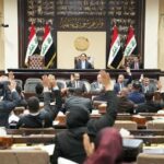 ببینید/ درگیری میان نمایندگان پارلمان عراق