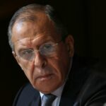 ببینید | حضور لاوروف در سفارت ایران برای امضای دفتر یادبود شهدای سانحه هوایی