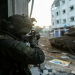 ببینید | تصویری دیگر از لحظه کنترل نیروهای ارتش اسرائیل بر گذرگاه رفح