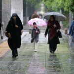 ببینید | تصاویری از بارش شدید باران و رعد و برق در تهران