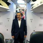 ببینید |  بازگشت محمود احمدی‌نژاد به ایران بدون استقبال