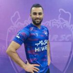 ببینید | سوپر گل استثنایی فریبرز گرامی از وسط زمین به پیکان