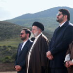 عکس | برگزاری دعا و توسل در مشهد برای سلامتی رئیسی و تیم همراهش