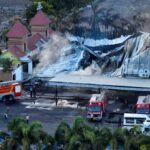 ببینید | اولین تصاویر از مرگ ۲۷ نفر بر اثر آتش‌سوزی در هند