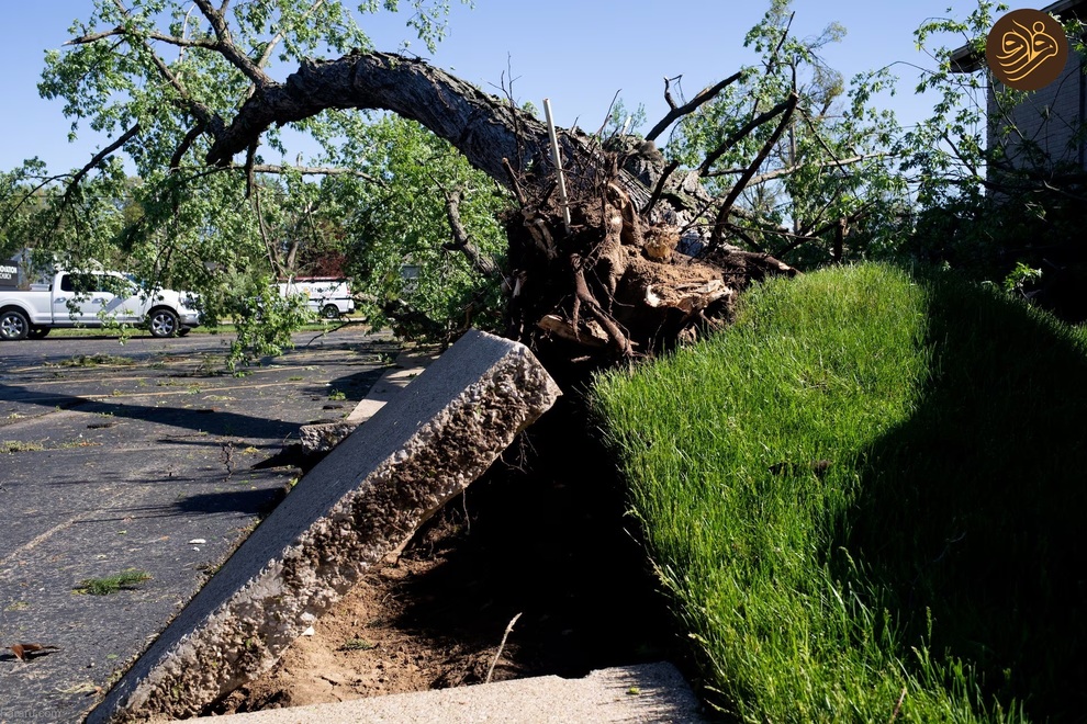 (تصاویر) خسارات طوفان در ایالت میشیگان آمریکا