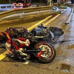 ببینید/ فیلم لحظه تصادف شاخ به شاخ دو موتور سوار در یک چهارراه