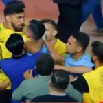 ببینید / درگیری شدید بین بازیکن سپاهان و گلگهر