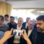 ویدیو / استقبال از پزشکیان در فرودگاه مشهد