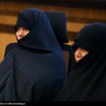 عکس | تصویری جدید از دختران شهید رئیسی در یک مراسم