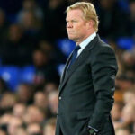 ببینید | حرکت جنجالی سرمربی هلند روی نیمکت؛ خوردن آب بینی!