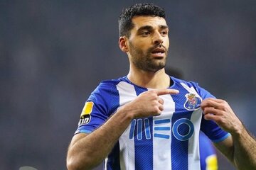 عکس | تیم مهدی طارمی محبوبتر از رئال و میلان عکس | تیم مهدی طارمی محبوبتر از رئال و میلان