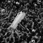 ببینید |  تصاویری دیده نشده از مراسم‌ تدفین امام خمینی(ره)؛ انتشار برای اولین بار