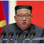 ببینید | رژه کیم جونگ اون برای جلوگیری از تقلب؛ امتحان کتبی از وزرای کره شمالی!