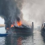 ببینید | اولین تصاویر از آتش‌سوزی در اسکله آبادان