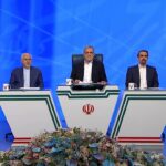 ببینید | لحظه ورود محمدجواد ظریف در کنار مسعود پزشکیان به صدا و سیما