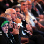 ببینید | سرود خواندن ظریف در سالن همایش های برج میلاد