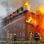 ببینید | اولین تصاویر از آتش‌سوزی ساختمان در مسکو