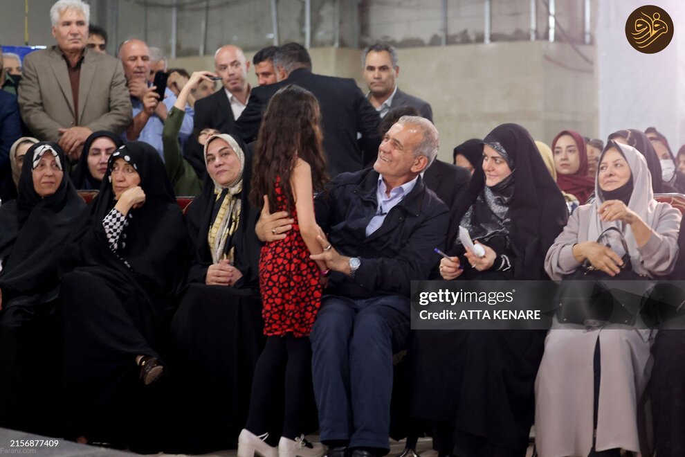 (تصاویر) حاشیه‌هایی از همایش انتخاباتی زنان حامی مسعود پزشکیان