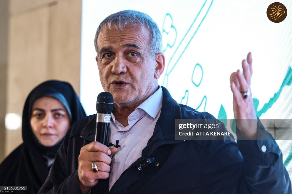(تصاویر) حاشیه‌هایی از همایش انتخاباتی زنان حامی مسعود پزشکیان