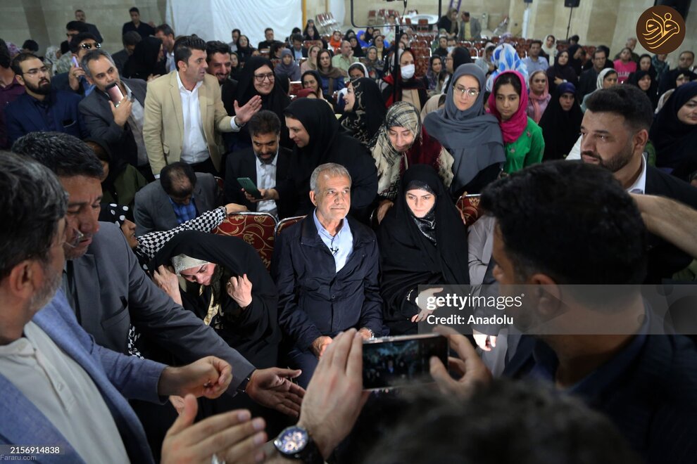 (تصاویر) حاشیه‌هایی از همایش انتخاباتی زنان حامی مسعود پزشکیان