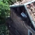 ببینید/ پرتاب بمب درون درون منازل اوکراینی‌ها توسط سربازان روسی