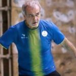 ببینید / ویدئویی جالب از مسعود پزشکیان در مسابقه فوتبال پیشکسوتان