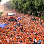 ببینید / رکوردشکنی هواداران هلند؛ دورتموند در تسخیر لاله‌های نارنجی