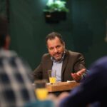 ببینید |  مقایسه عجیب نماینده مجلس؛ این حرف‌های طراح قانون حجاب و عفاف در مجلس است!