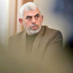 عکس | اسرائیل تصویر جدیدی از لحظه ترور یحیی السنوار منتشر کرد