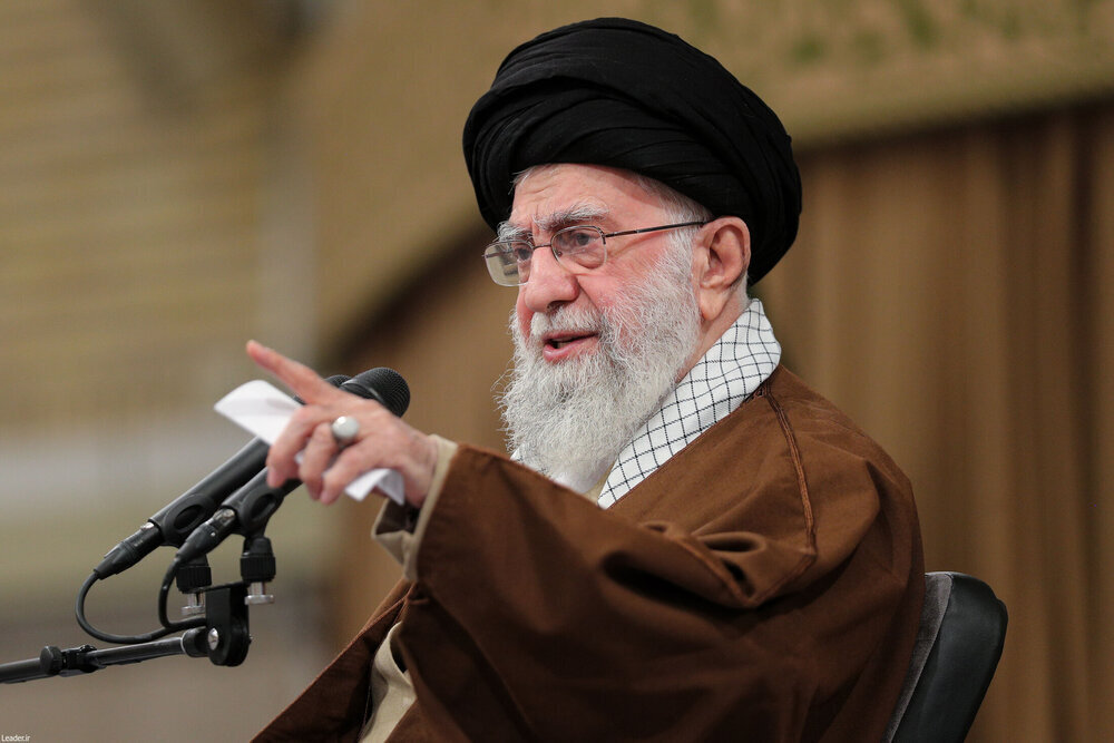 ببینید | رهبر انقلاب: یکی از مصادیق همکاری مجلس با دولت کاهش احضار مسئولان دولتی به مجلس و کاهش سوال از آنها است ببینید | رهبر انقلاب: یکی از مصادیق همکاری مجلس با دولت کاهش احضار مسئولان دولتی به مجلس و کاهش سوال از آنها است