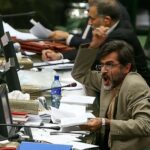 ببینید | درگیری لفظی کوچک‌زاده با نماینده مجلس: ساکت شوید! فکر می‌کند چون روحانی است اجازه دارد هر کاری بکند!