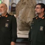 ببینید | بازدید فرمانده کل سپاه به همراه سردار تنگسیری از یک پایگاه زیرزمینی راهبردی