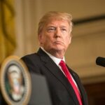 ببینید | اسکورت هواپیمای ترامپ توسط جنگنده‌های قطری و گرفتن عکس از آن پیش از فرود در دوحه