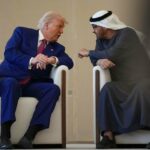 ببینید | شوخی ترامپ با وزیر خزانه‌داری در امضای توافق با امارات