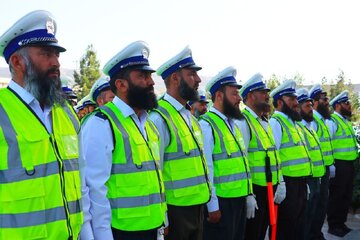 تصاویر | راه اندازی پلیس راهنمایی و رانندگی در هرات افغانستان توسط طالبان!