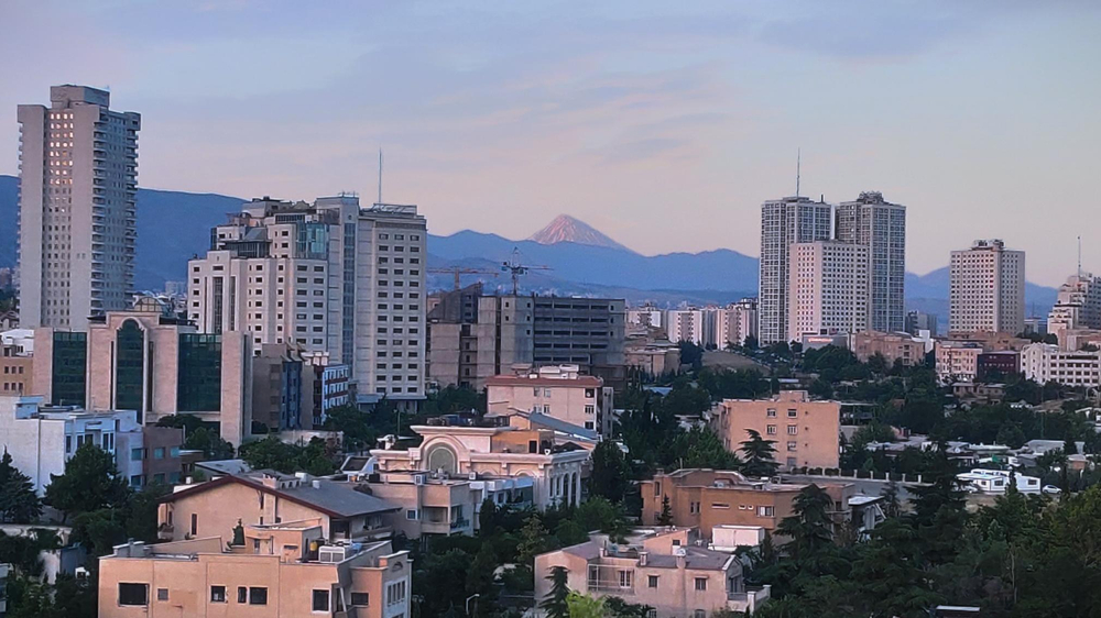 چگونه پروژههای مشارکتی در مناطق غربی تهران به فرصتهای سرمایهگذاری تبدیل شدند؟ راهکارهای کاهش ریسک برای سرمایهگذاران