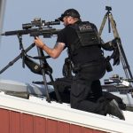 ببینید | هدف‌گرفتن معترضان توسط تک‌تیراندازان در اعتراضات  آمریکا!