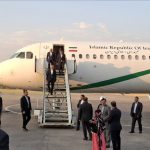 ببینید | ورود و استقبال مردمی از پزشکیان در ایلام