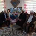 دیدار نماینده ولی‌فقیه در گیلان با خانواده شهدای جنگ ۱۲ روزه در فومن