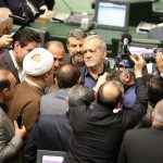 ببینید: طرح تازه تیم جلیلی- پایداری علیه پزشکیان  / ماجرای مقایسه پزشکیان با بنی صدر چیست؟