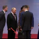 ببینید/ کیف محافظان روسای جمهور روسیه و چین مورد توجه قرار گرفت